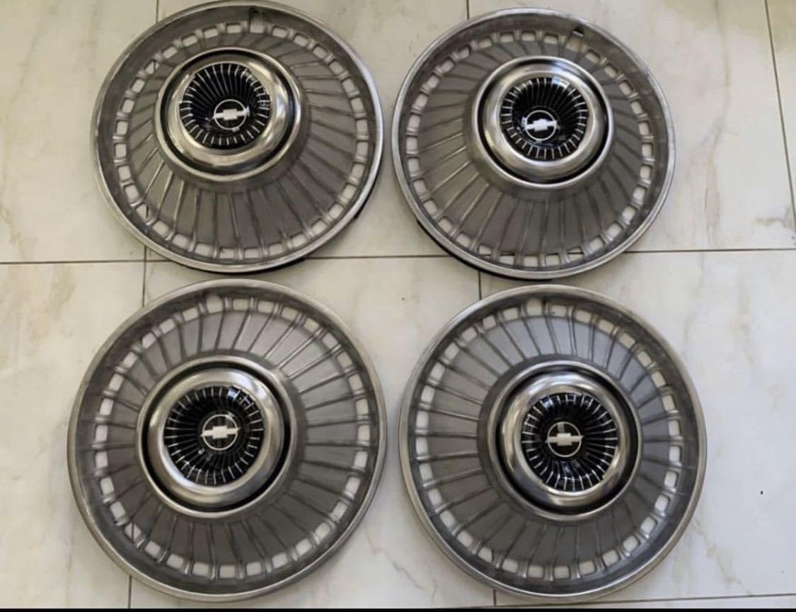シボレー インパラ 1963 SS 63 コンバー ホイールキャップ ハブ シボレー インパラ 1963 SS 63 コンバー ホイールキャップ ハブ